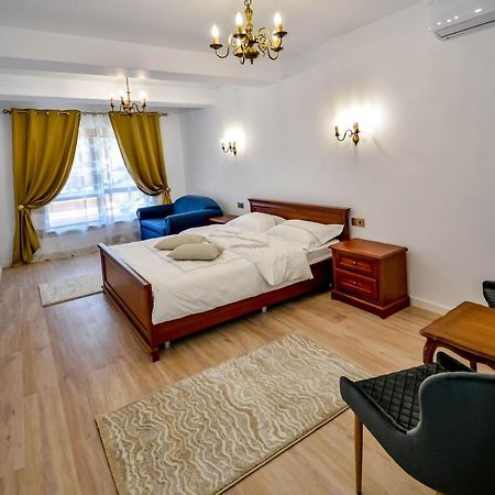 Casa Mora Otel Deva Dış mekan fotoğraf